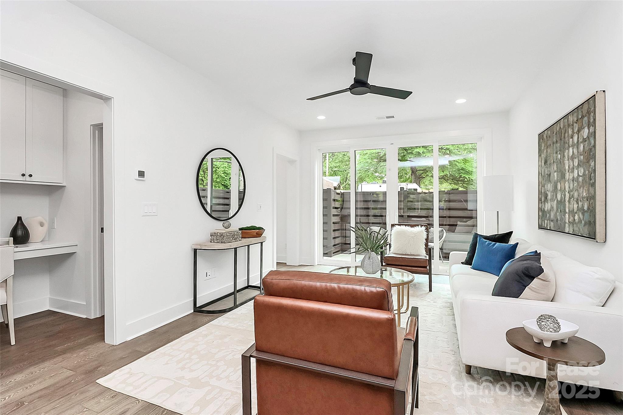 Plaza - Residential Lease