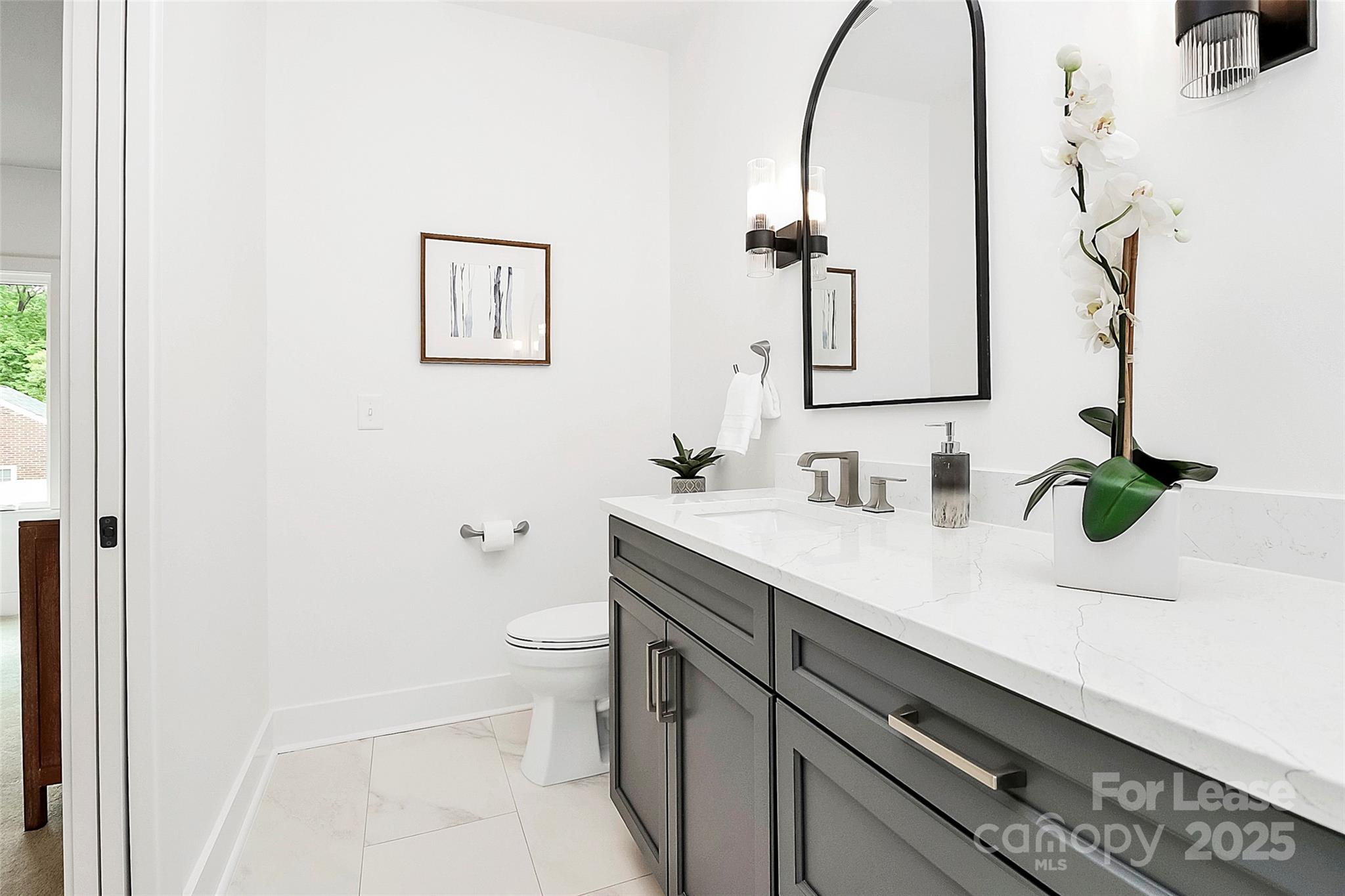 Plaza - Residential Lease