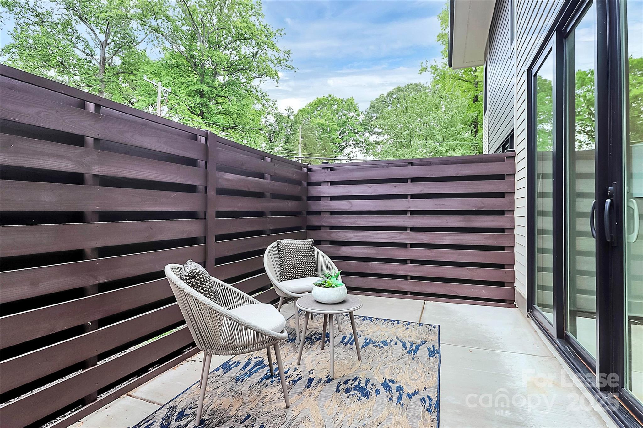 Plaza - Residential Lease