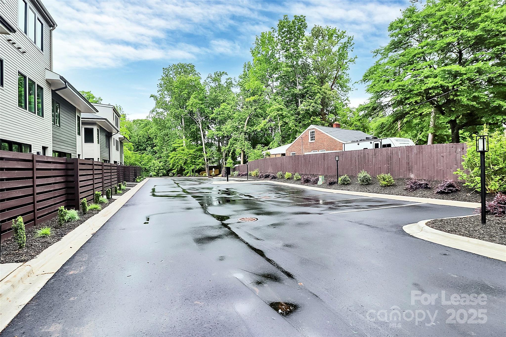 Plaza - Residential Lease