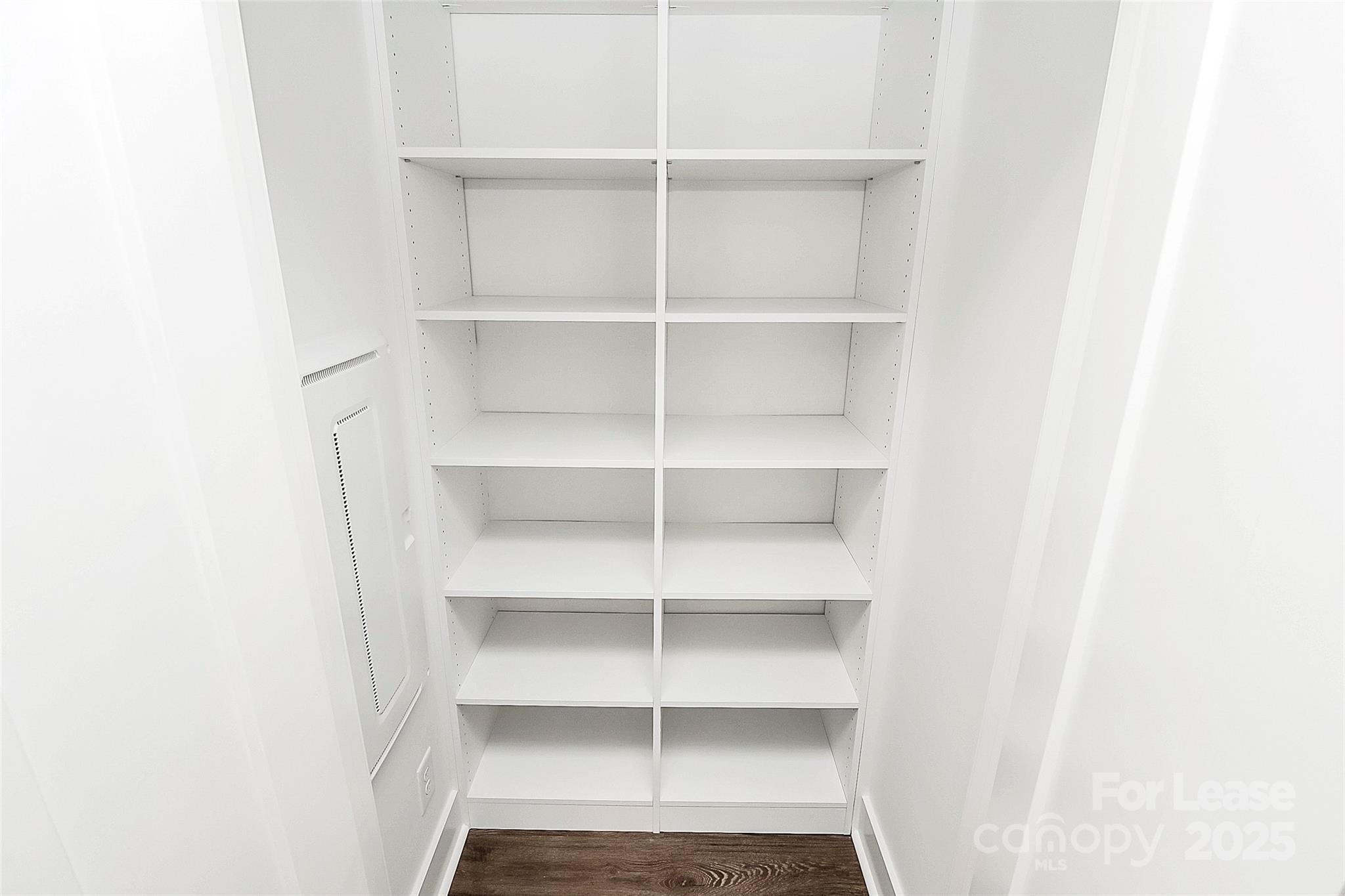 Plaza - Residential Lease