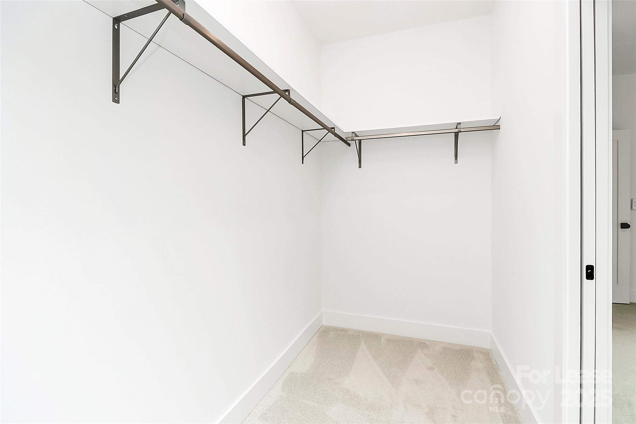 Plaza - Residential Lease