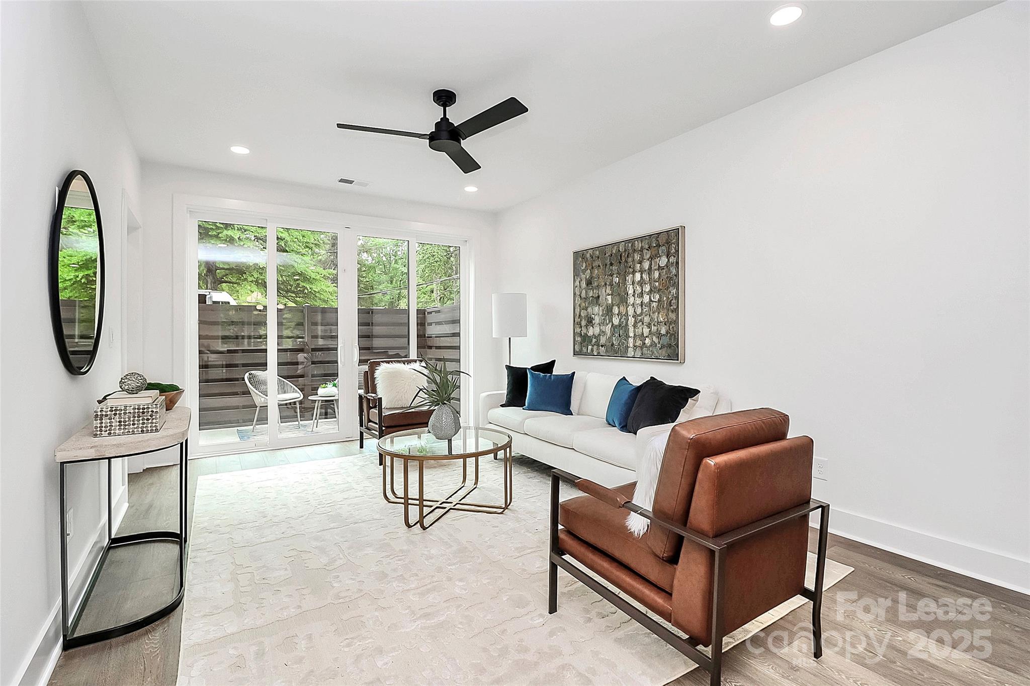 Plaza - Residential Lease