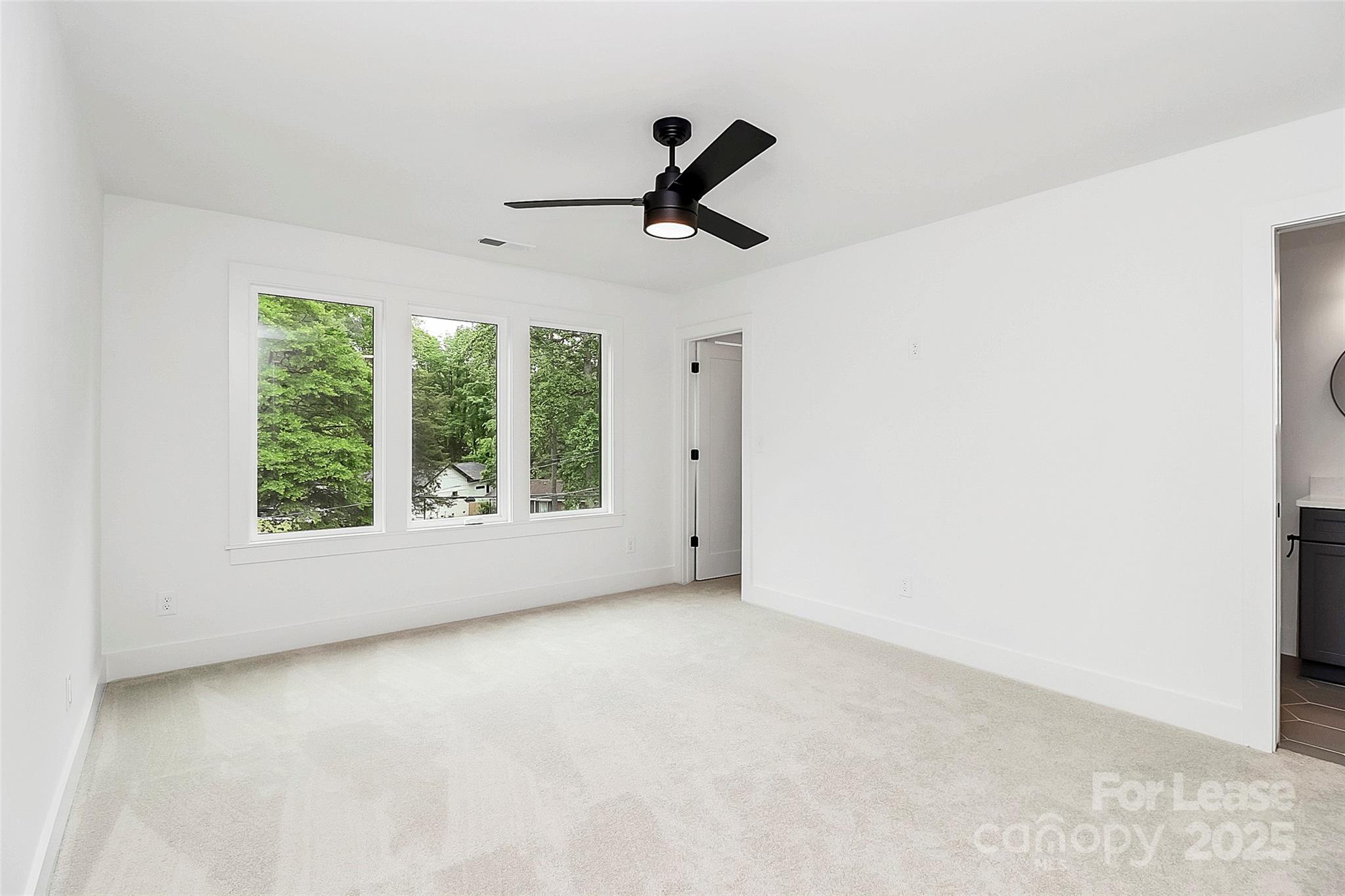 Plaza - Residential Lease