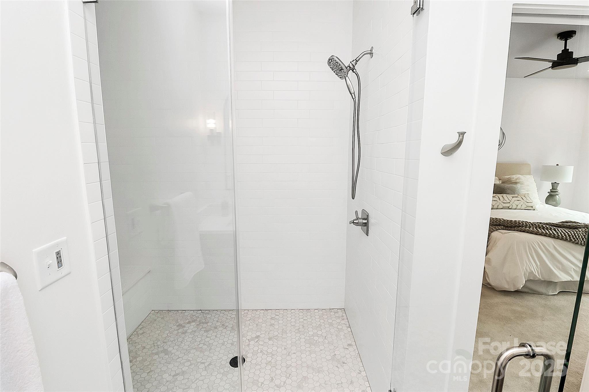 Plaza - Residential Lease