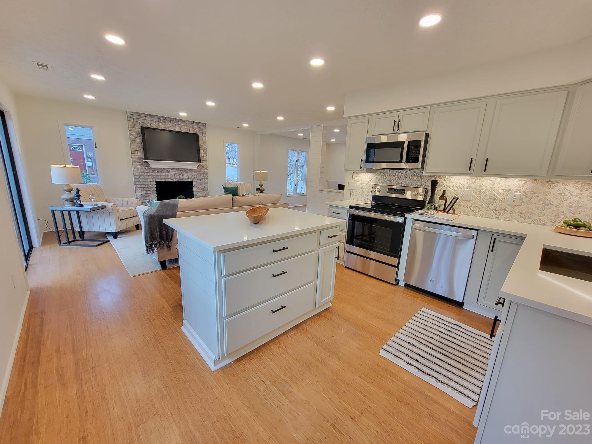 Woodland Hills - Residential