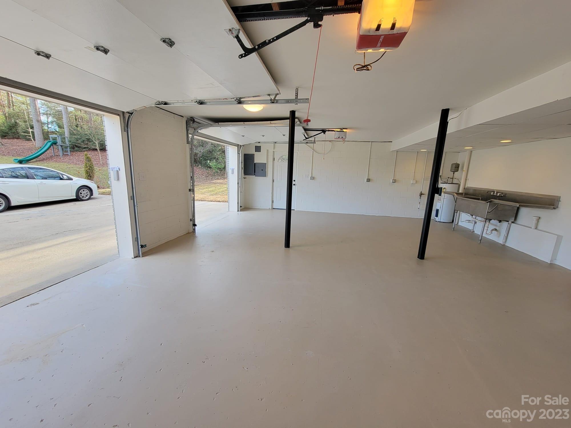 Woodland Hills - Residential