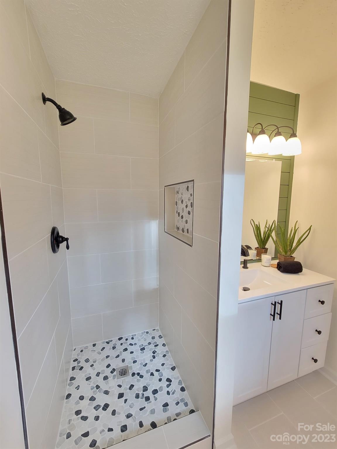 Woodland Hills - Residential