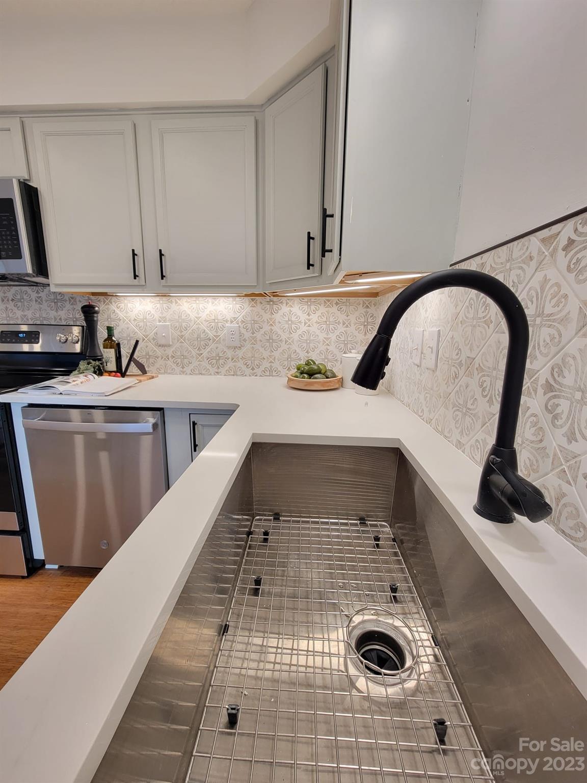 Woodland Hills - Residential