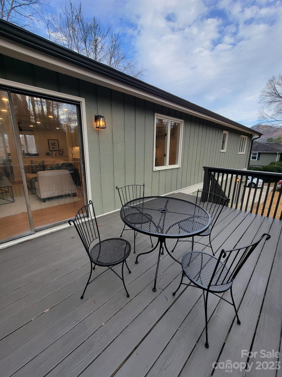 Woodland Hills - Residential