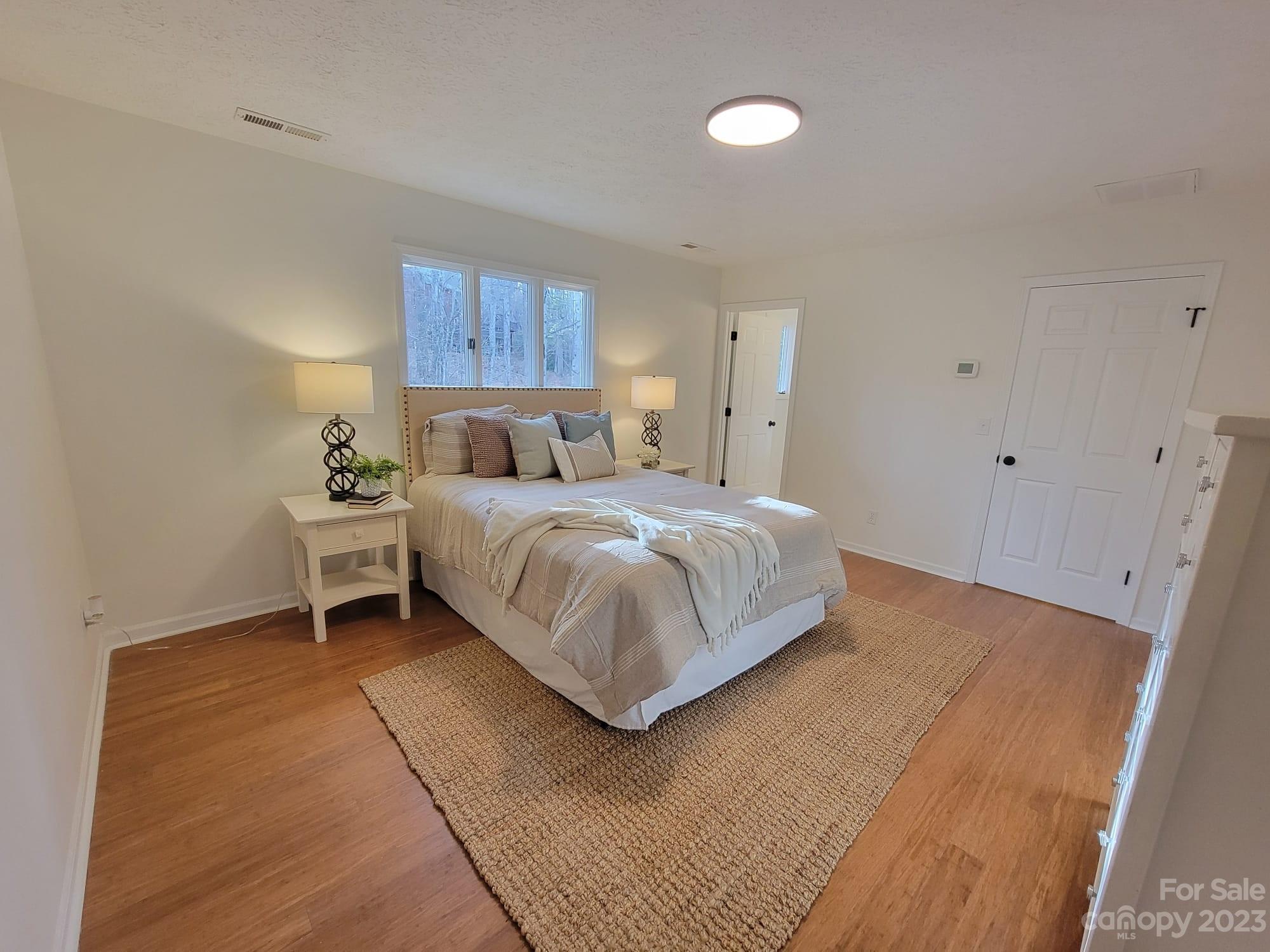 Woodland Hills - Residential