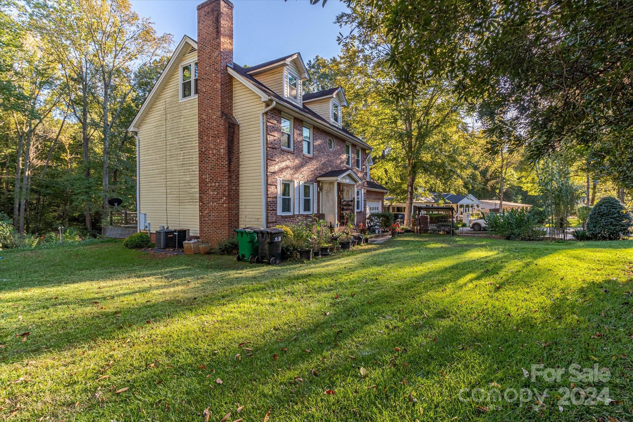 Lewis Forest - Residential