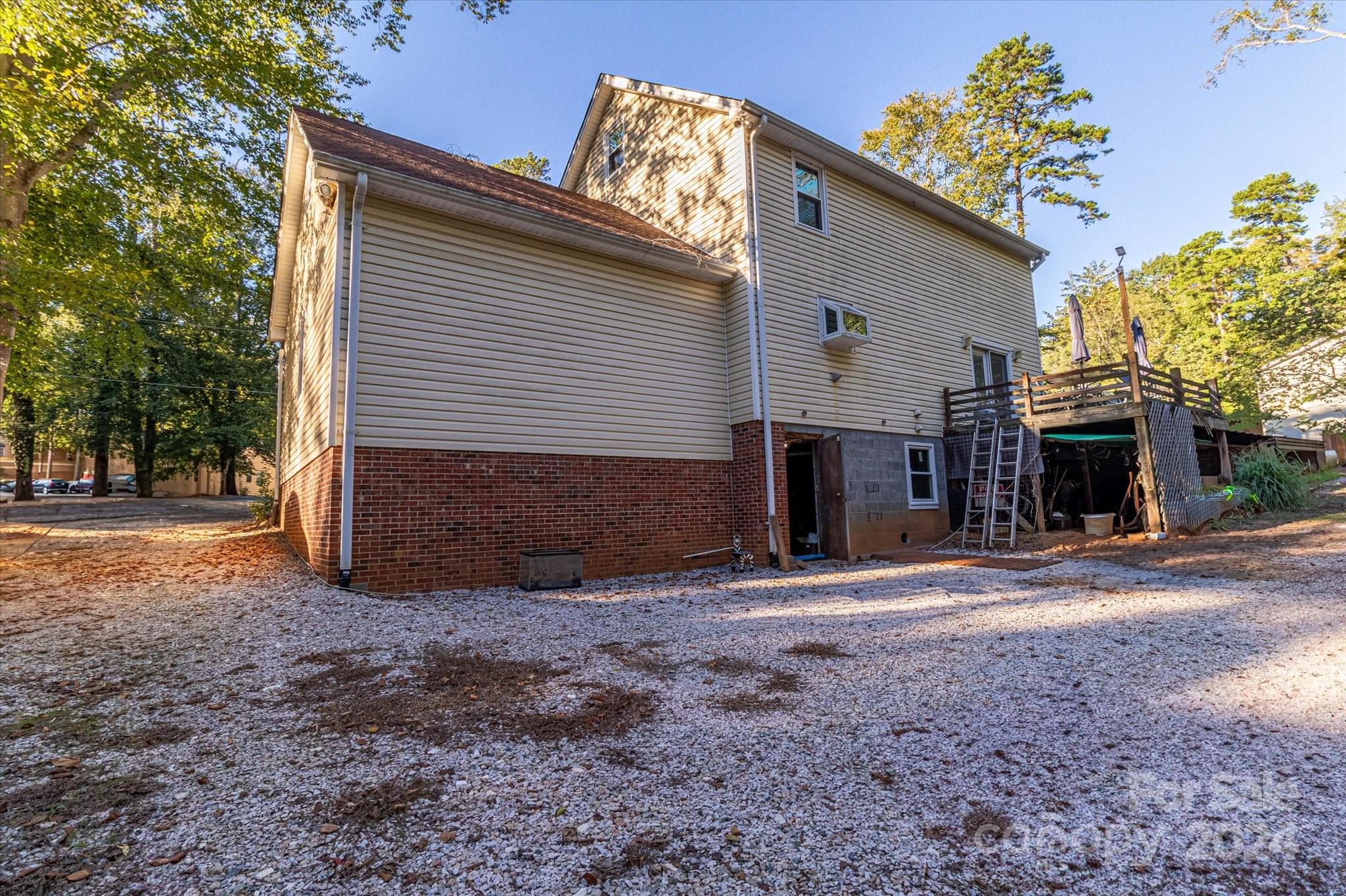 Lewis Forest - Residential