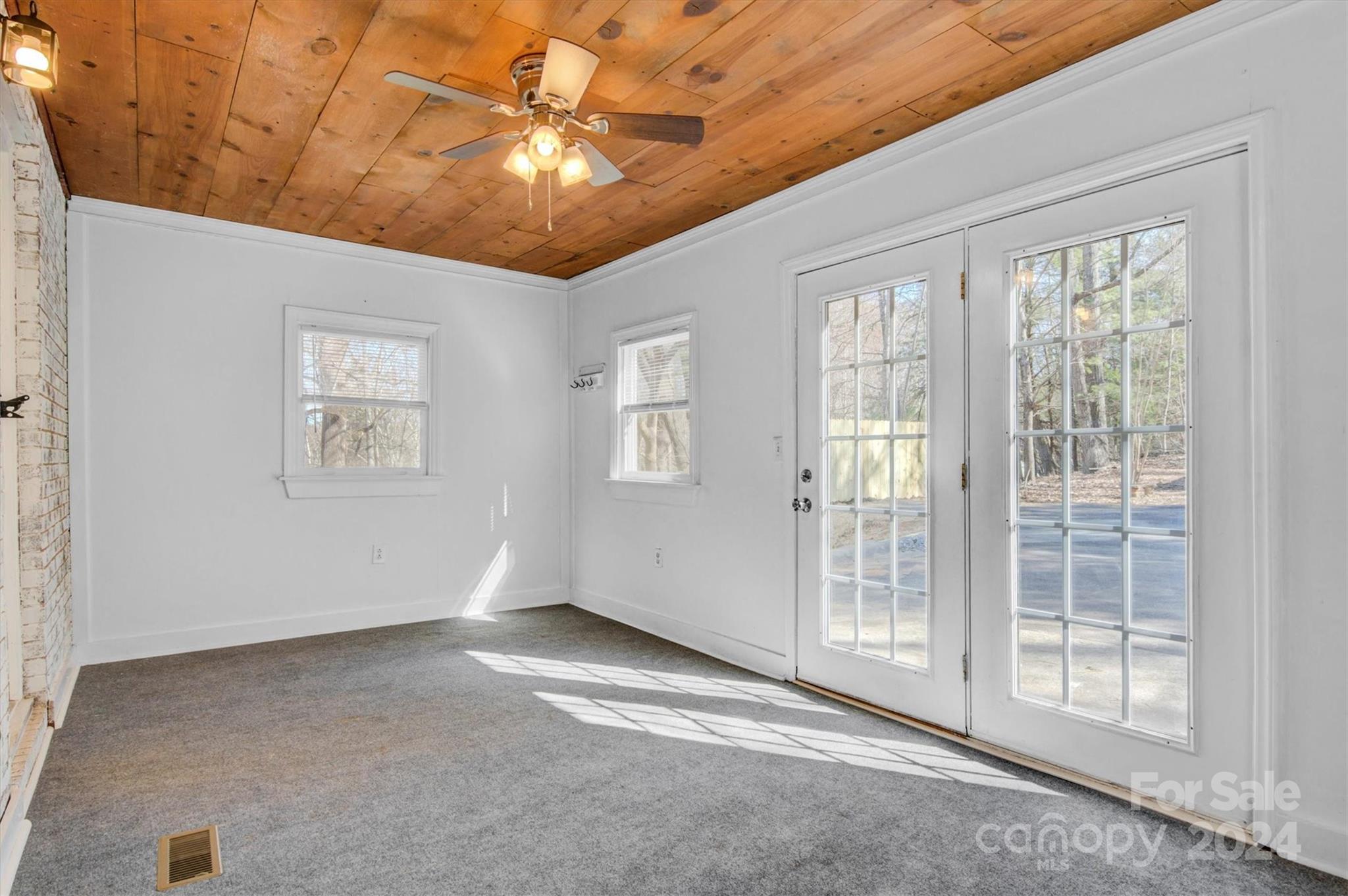 Pine Acres - Residential