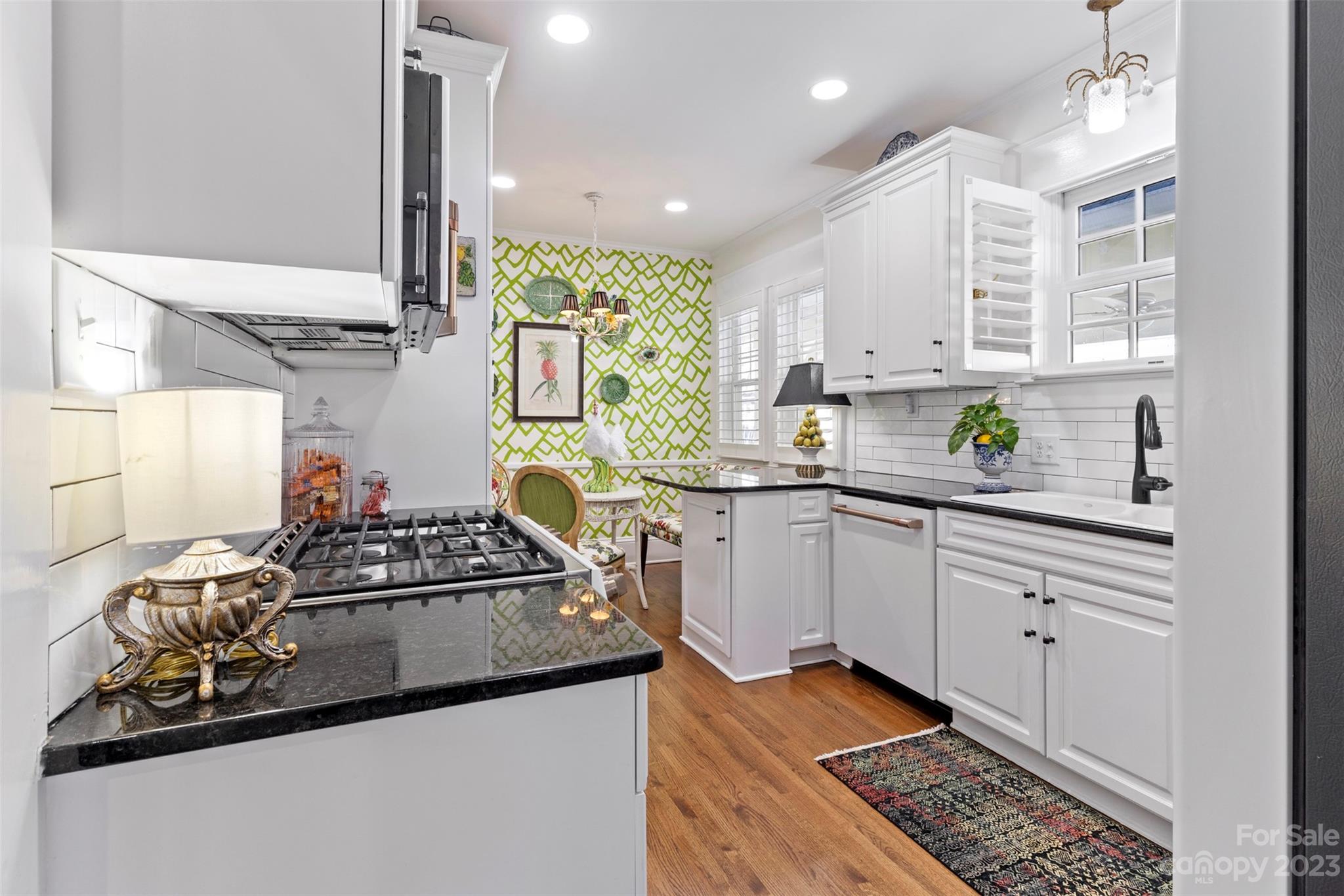 Elizabeth - Residential