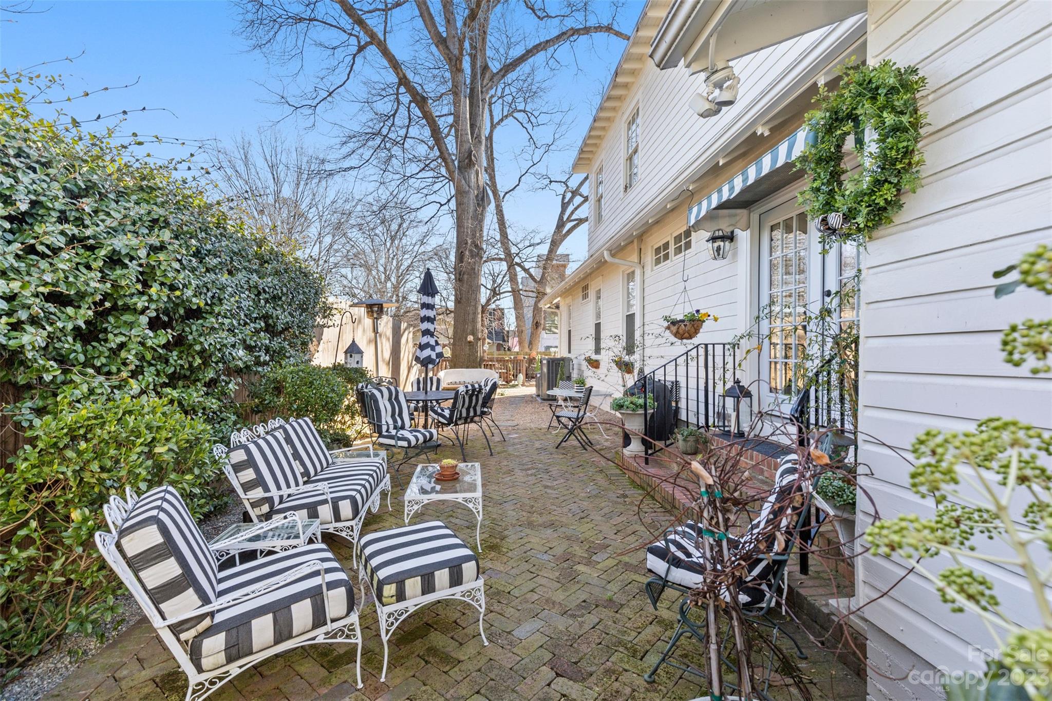 Elizabeth - Residential