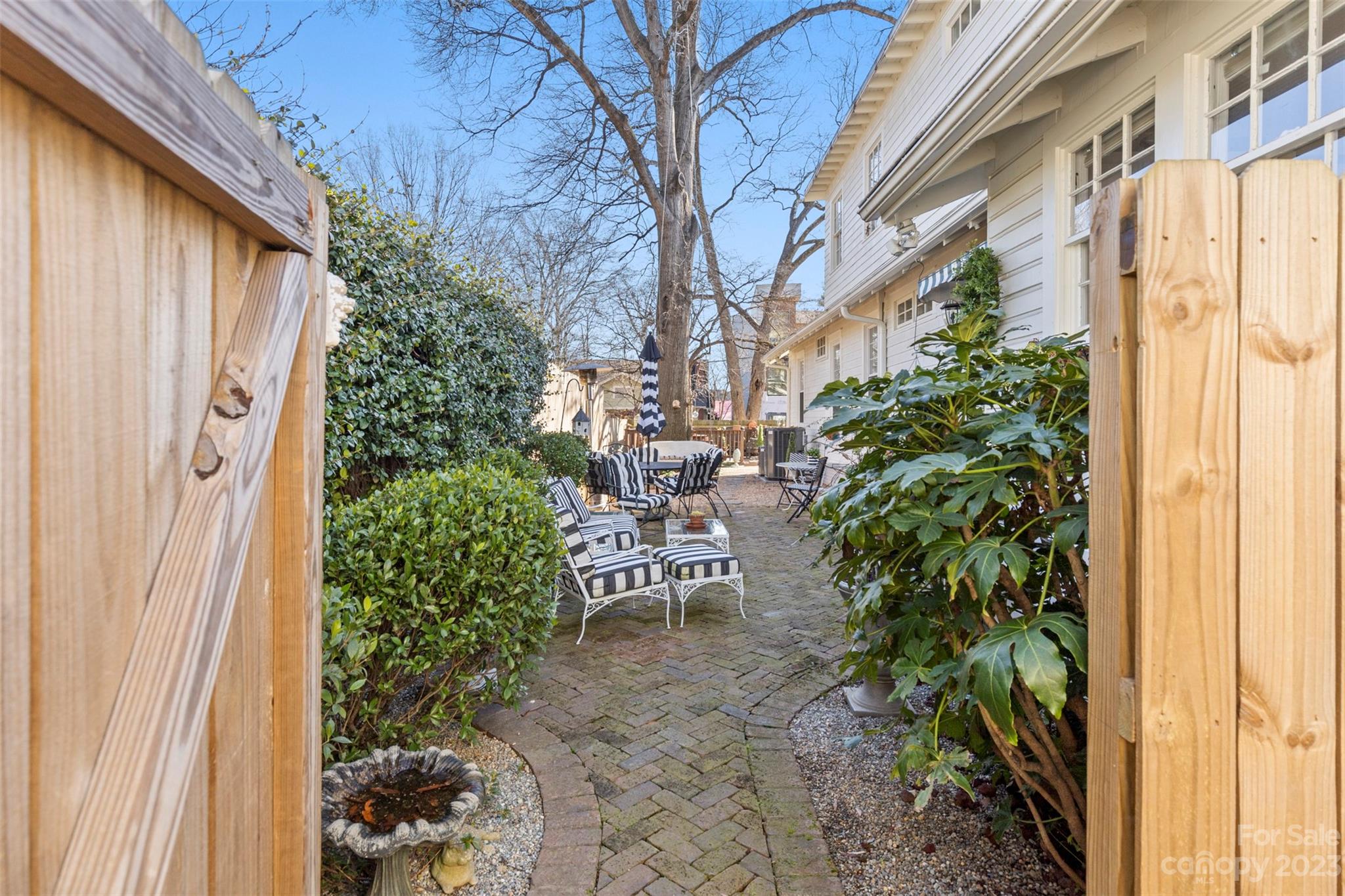 Elizabeth - Residential