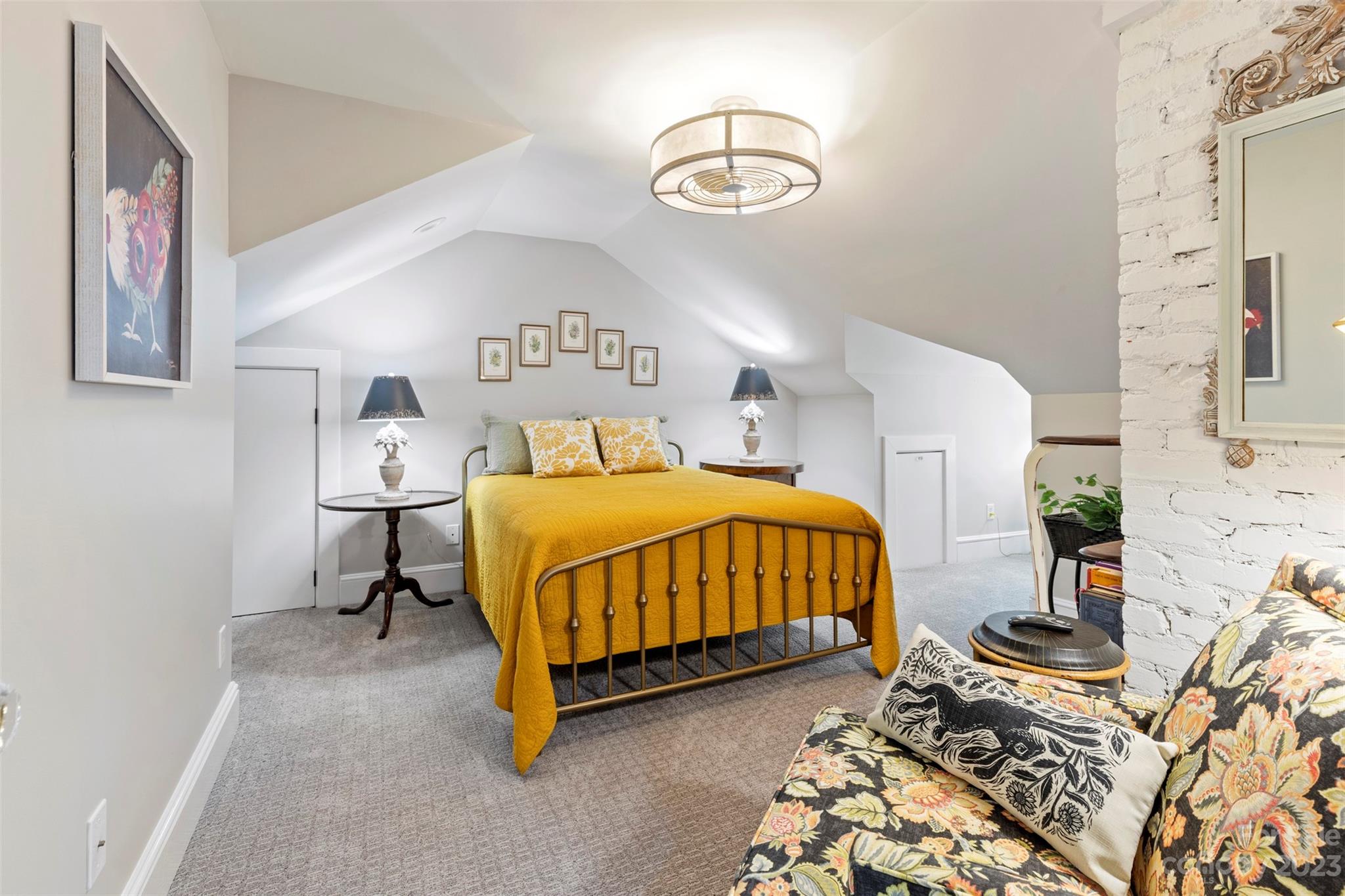 Elizabeth - Residential