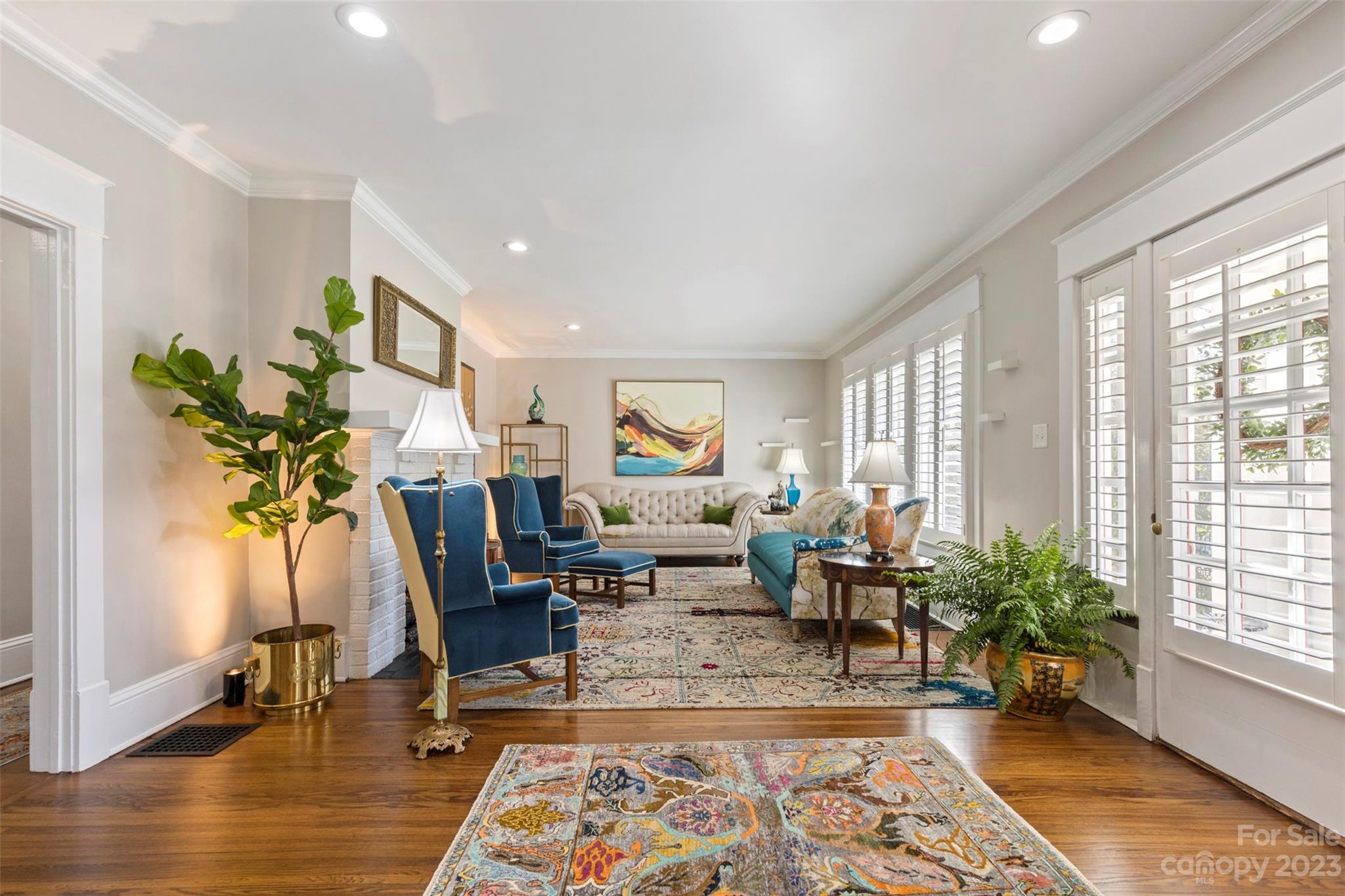 Elizabeth - Residential