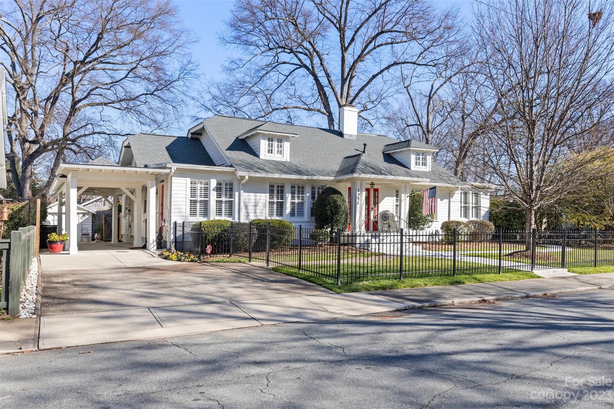 Elizabeth - Residential