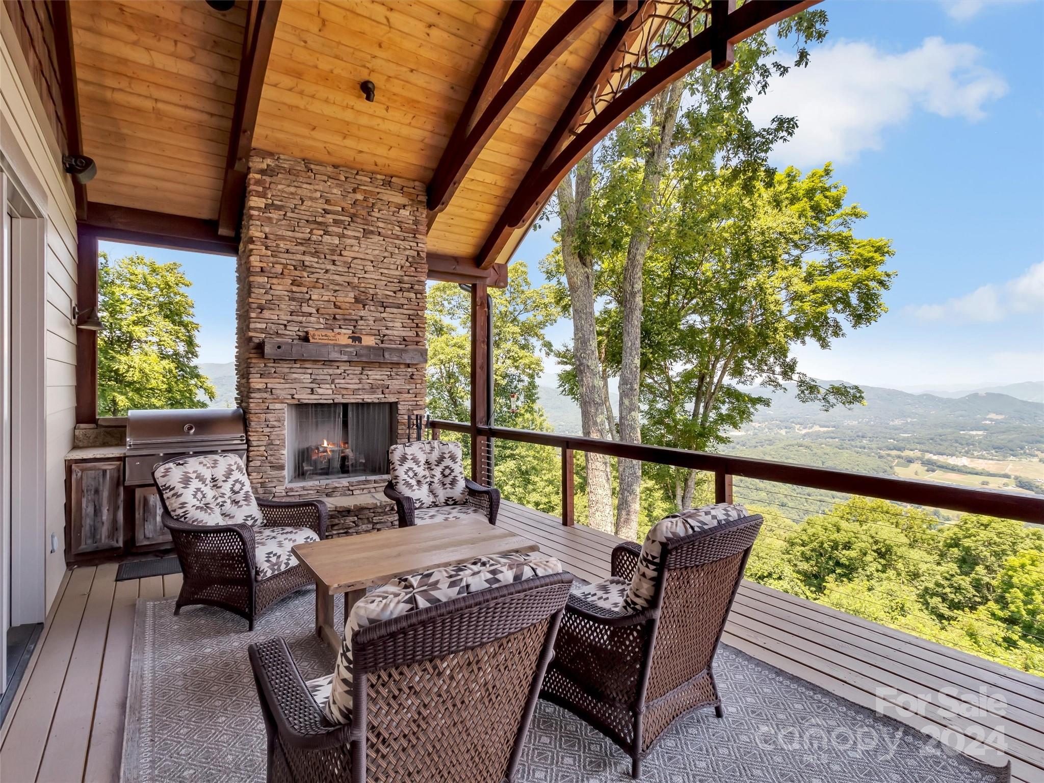 Smoky Mountain Sanctuary - Residential