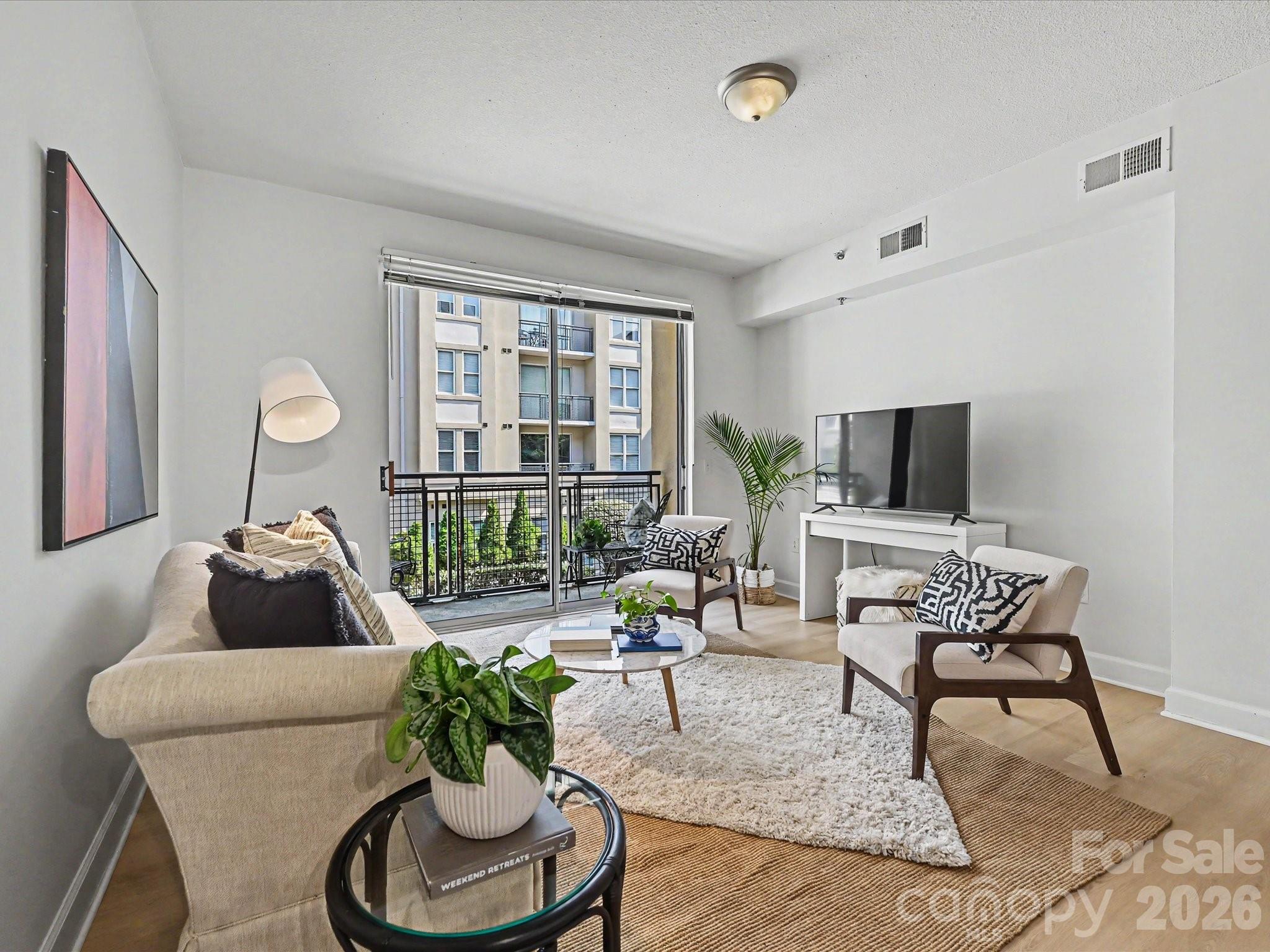 1315 East Boulevard 305