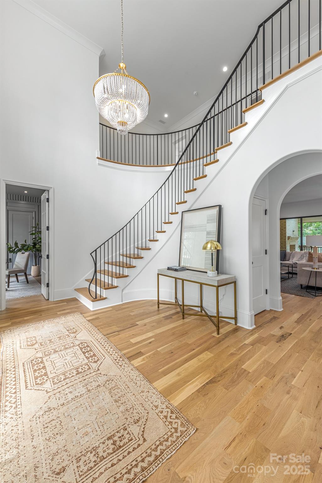 5127 Lansing Drive