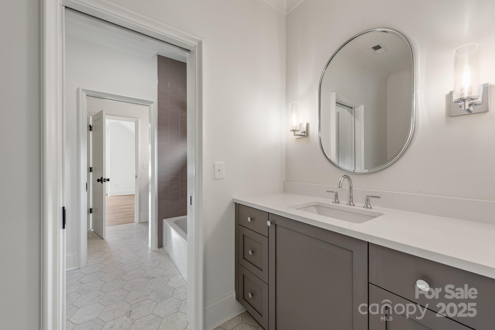 Lansdowne - Residential