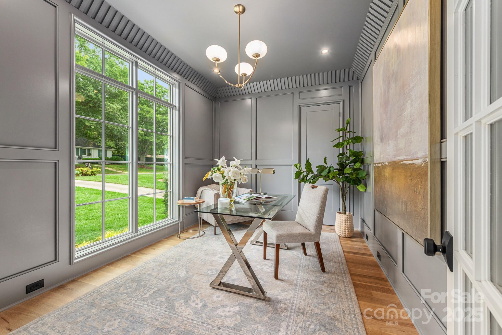 5127 Lansing Drive