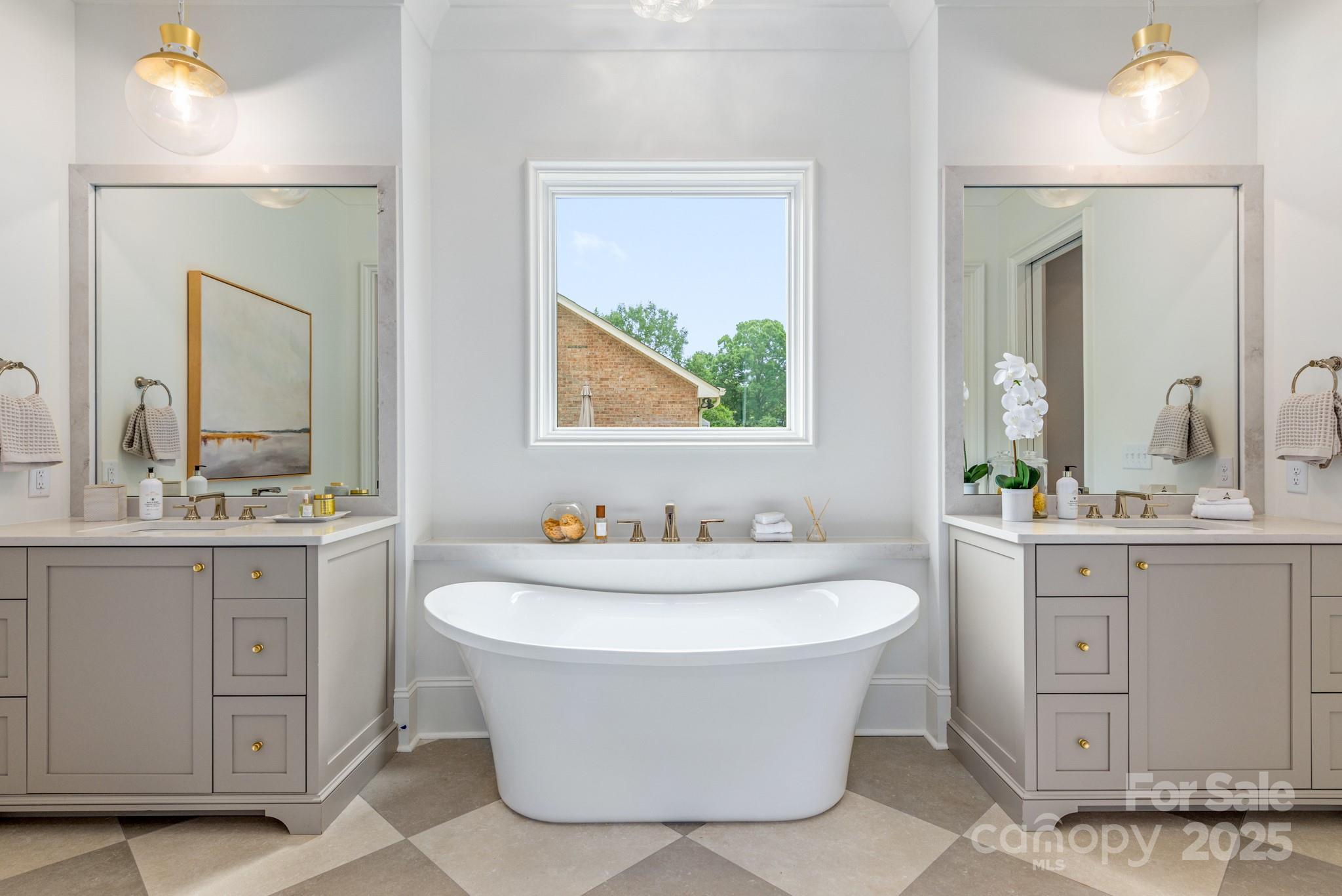 Lansdowne - Residential