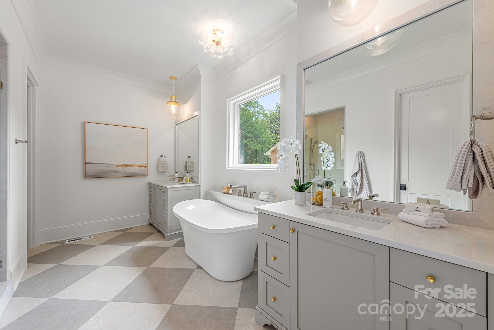 Lansdowne - Residential