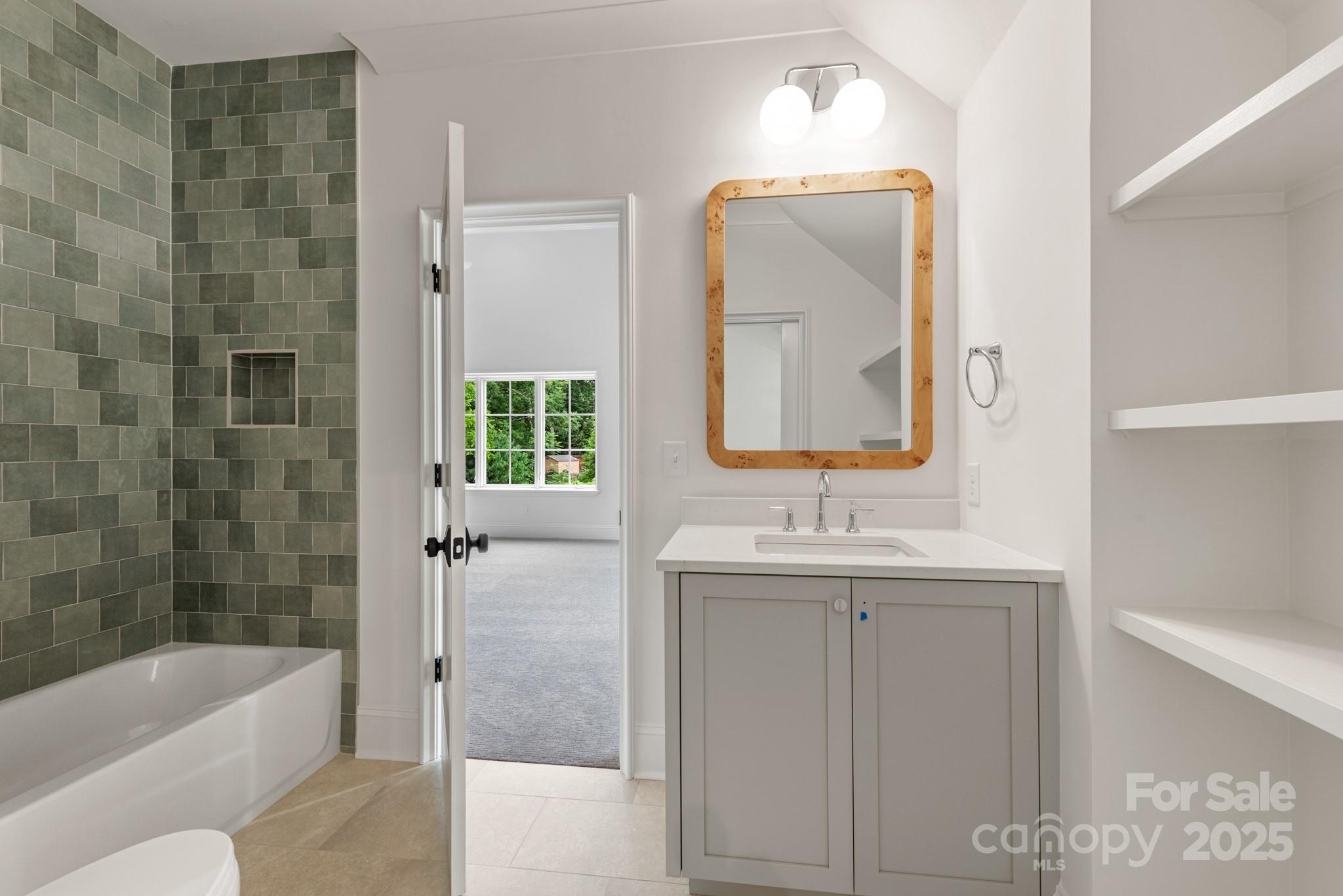 Lansdowne - Residential