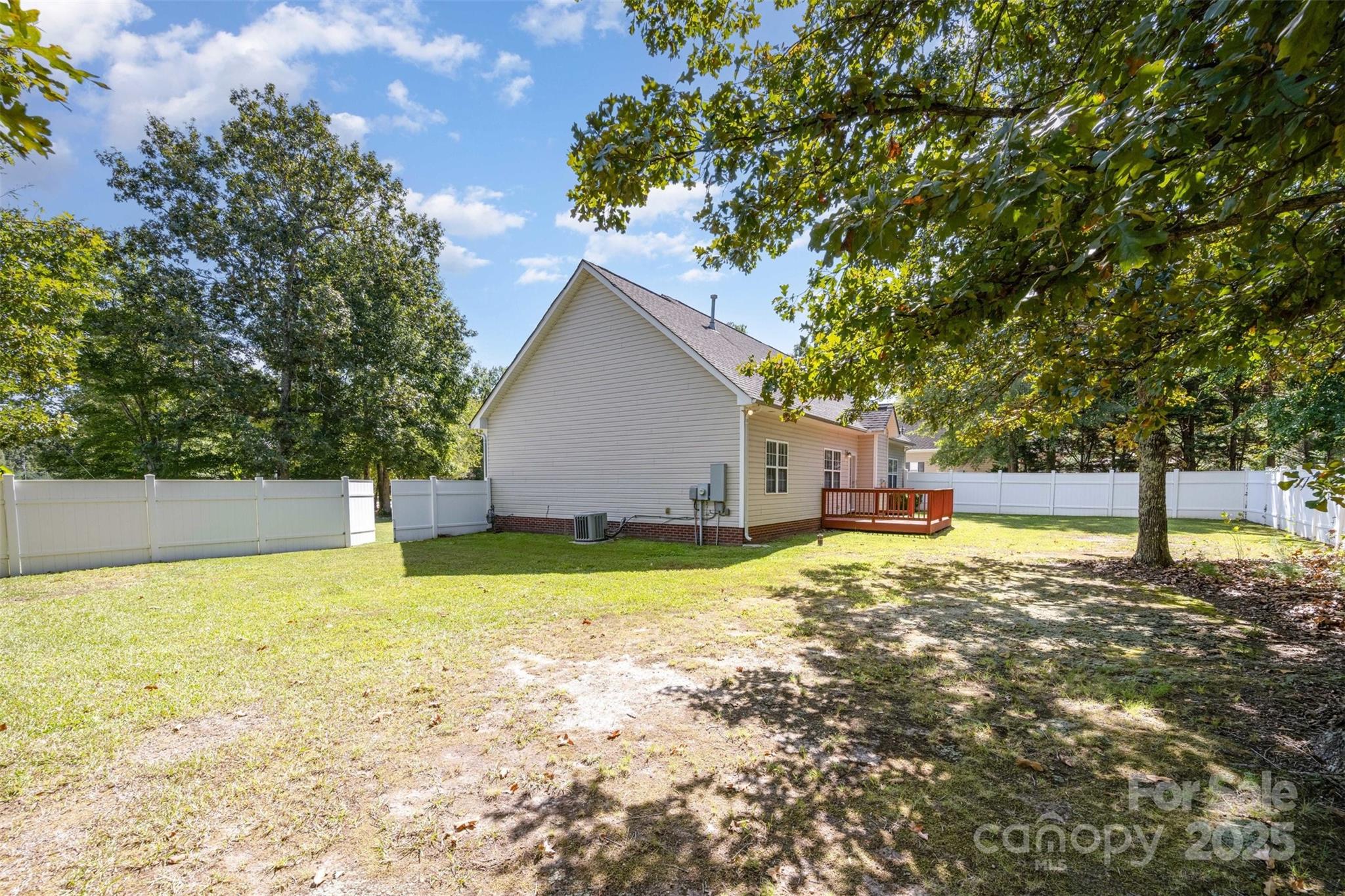 1000 Hawthorne Drive