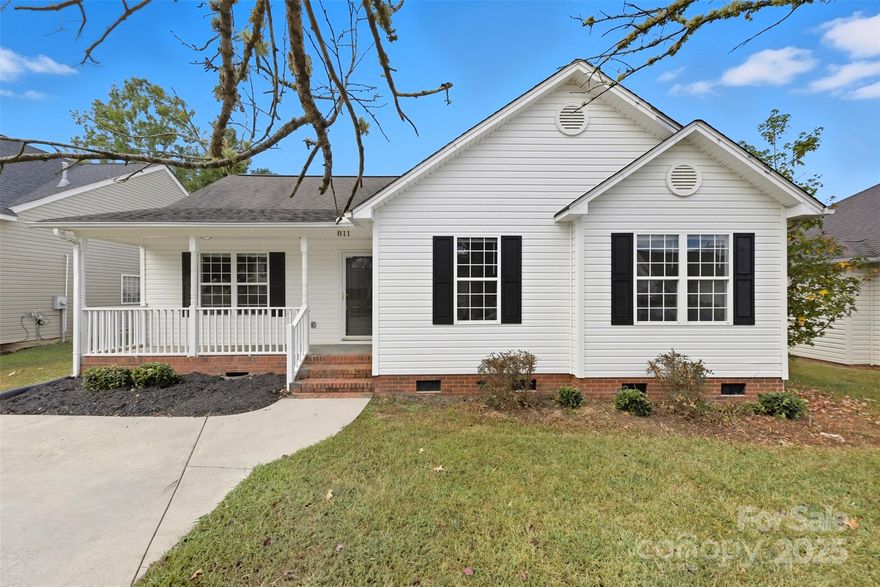 Welcome to a nice home located in Rock Hill SC at 811 Eagle Bluff Court, a charming 3-bedroom, 2.0-bathroom home offering 1,218 sq. ft. of well-designed living space. Built in 2002, this beautifully maintained single-family residence sits on a spacious 7448 sq. ft. lot, providing ample outdoor space for relaxation and entertaining.

Inside, you’ll find an inviting floor plan with a bright and open living area, a well-appointed kitchen, and generously sized bedrooms. The primary suite offers comfort and privacy, while the additional bedrooms provide flexibility for guests, or growing families.

Nestled in a desirable Rock Hill SC location, this home is close to top-rated schools, shopping, dining, and major highways, offering easy access to Charlotte and surrounding areas. Don't miss this fantastic opportunity to own a home in one of South Carolina's most sought-after communities! Schedule your showing today!