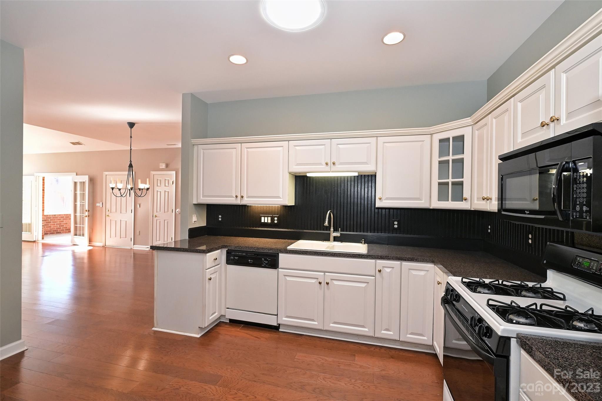 Windsor Oaks - Residential