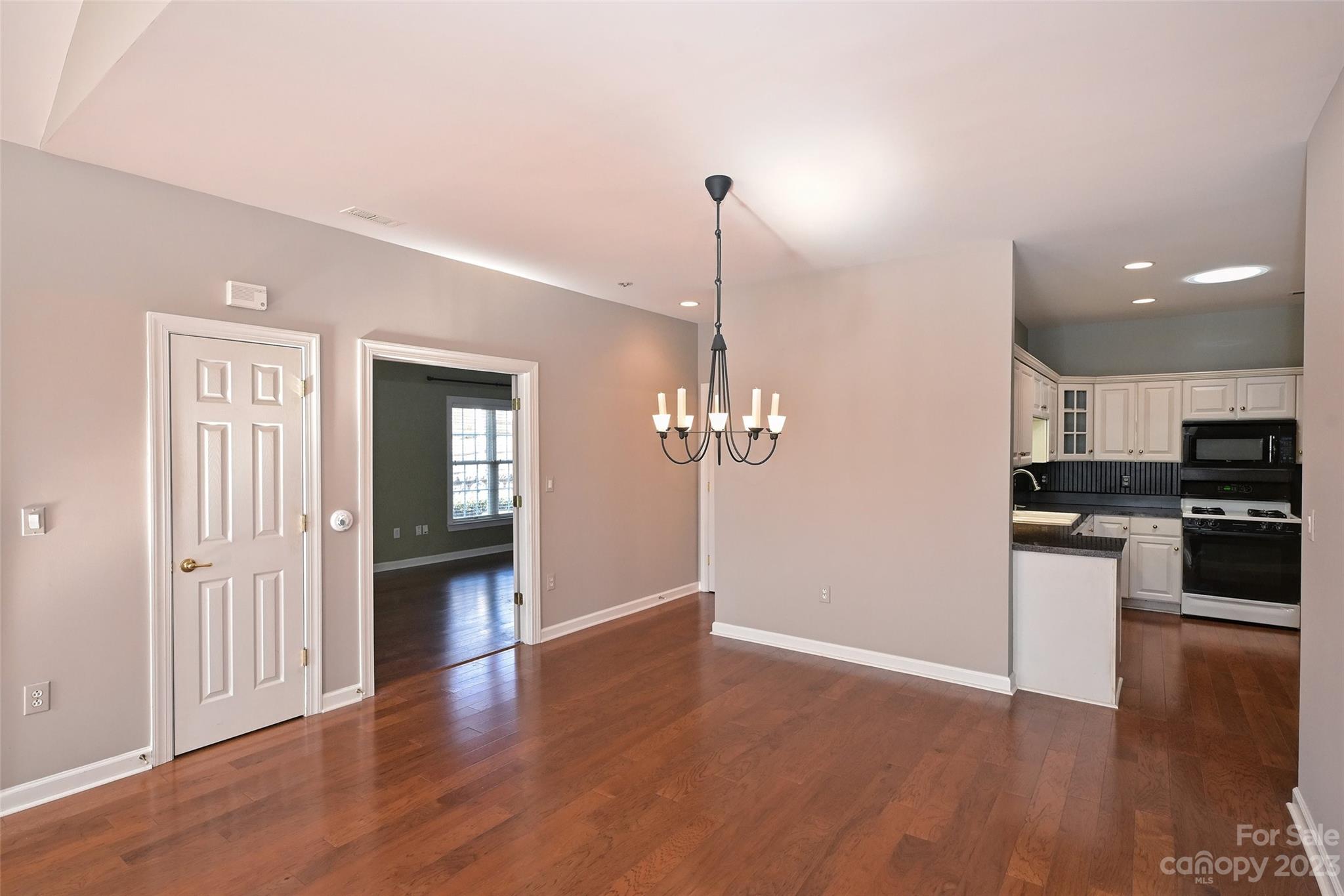 Windsor Oaks - Residential