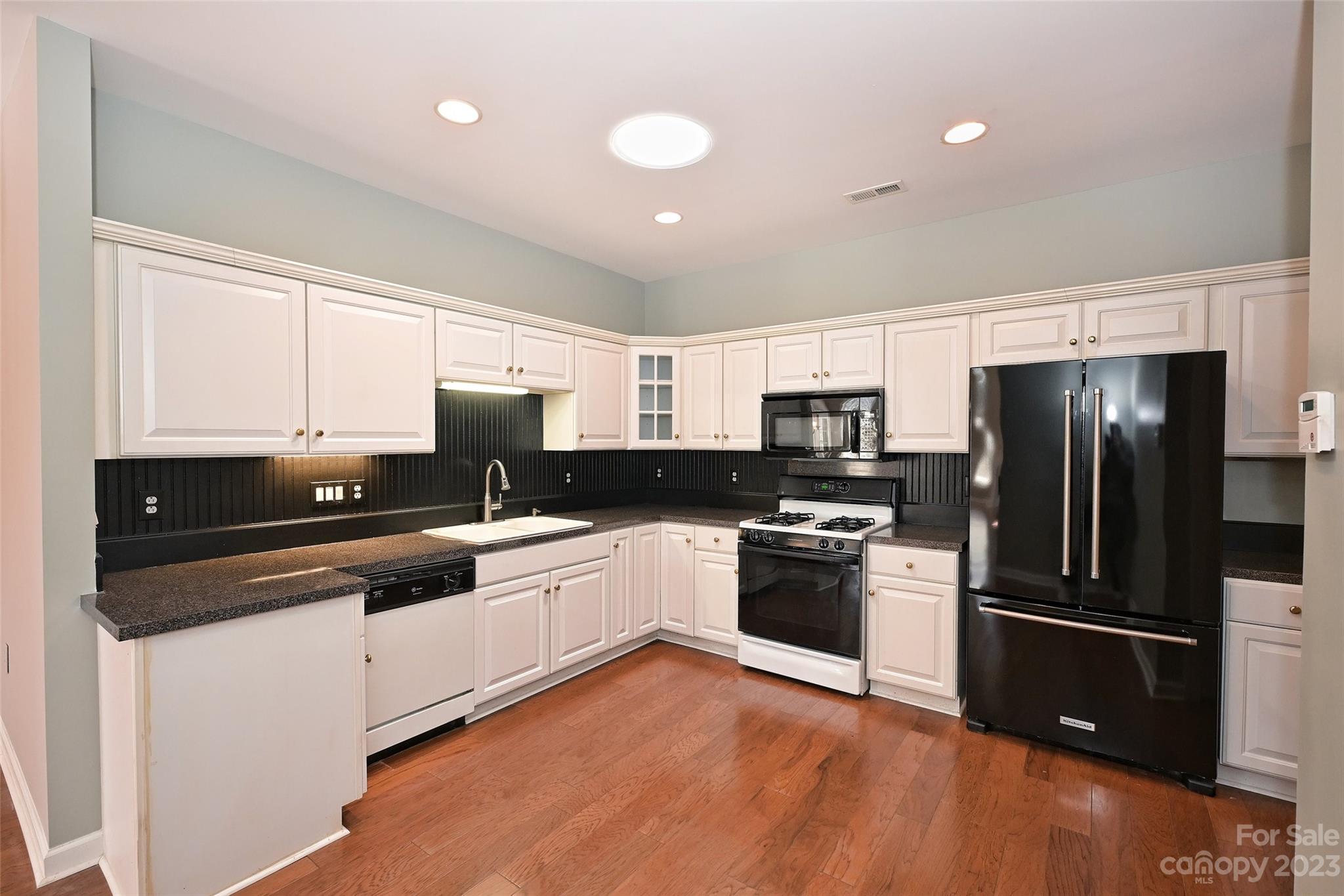 Windsor Oaks - Residential