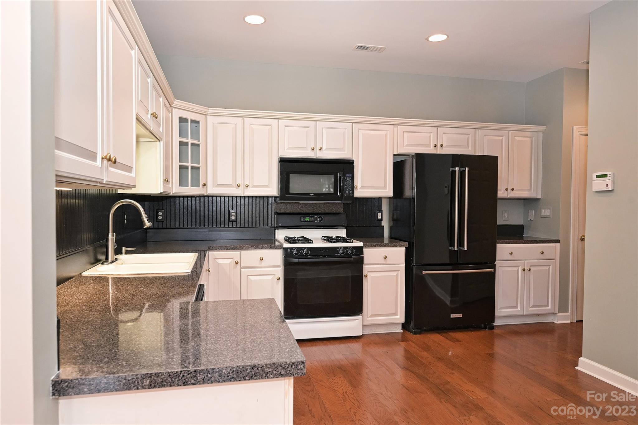 Windsor Oaks - Residential