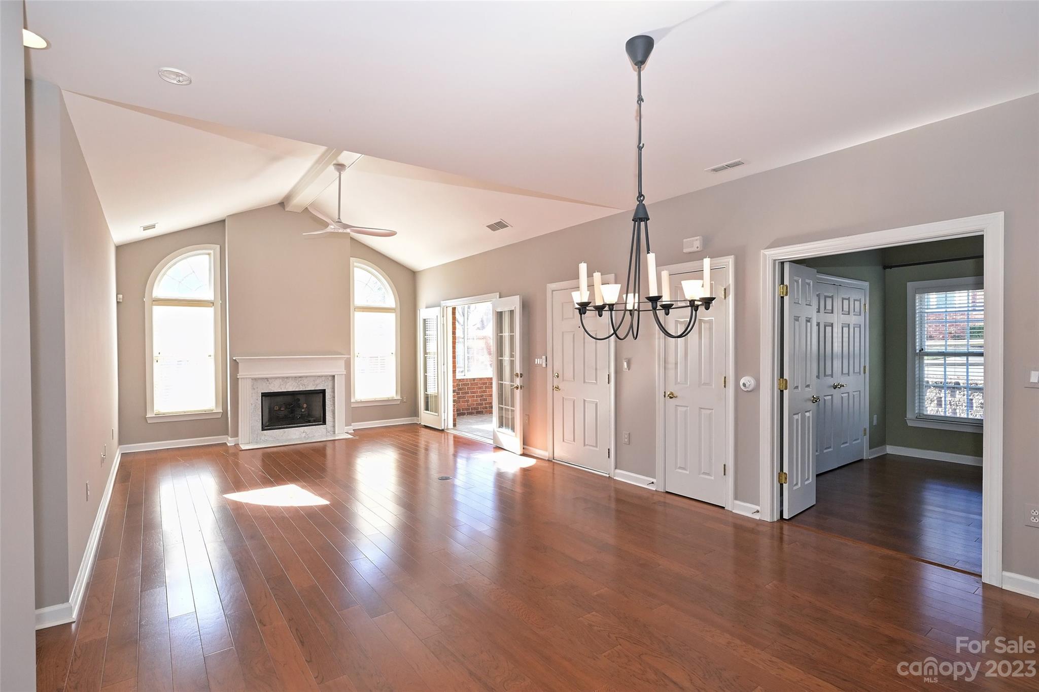 Windsor Oaks - Residential