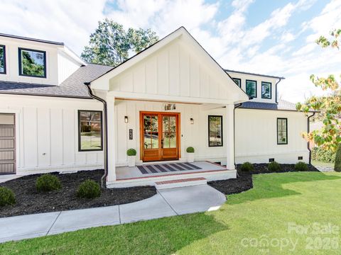 Photo of 4637 Emory Lane, Charlotte, NC 28211 (MLS # 4361936)