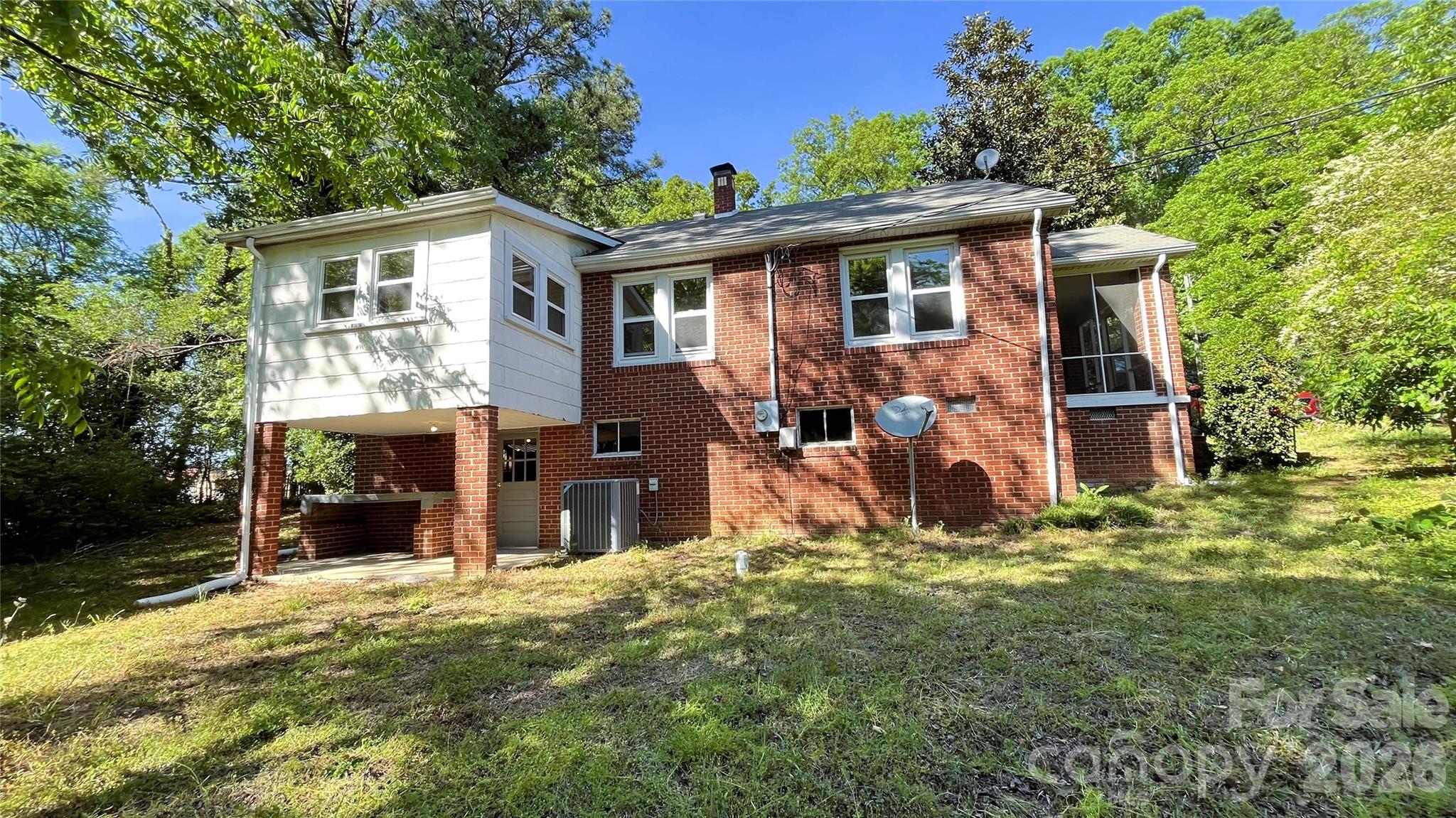 205 Sunrise Avenue