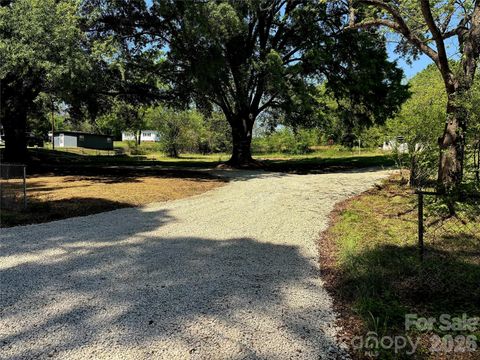 Photo of 6602 Macedonia Church Road, Concord, NC 28027 (MLS # 4369478)