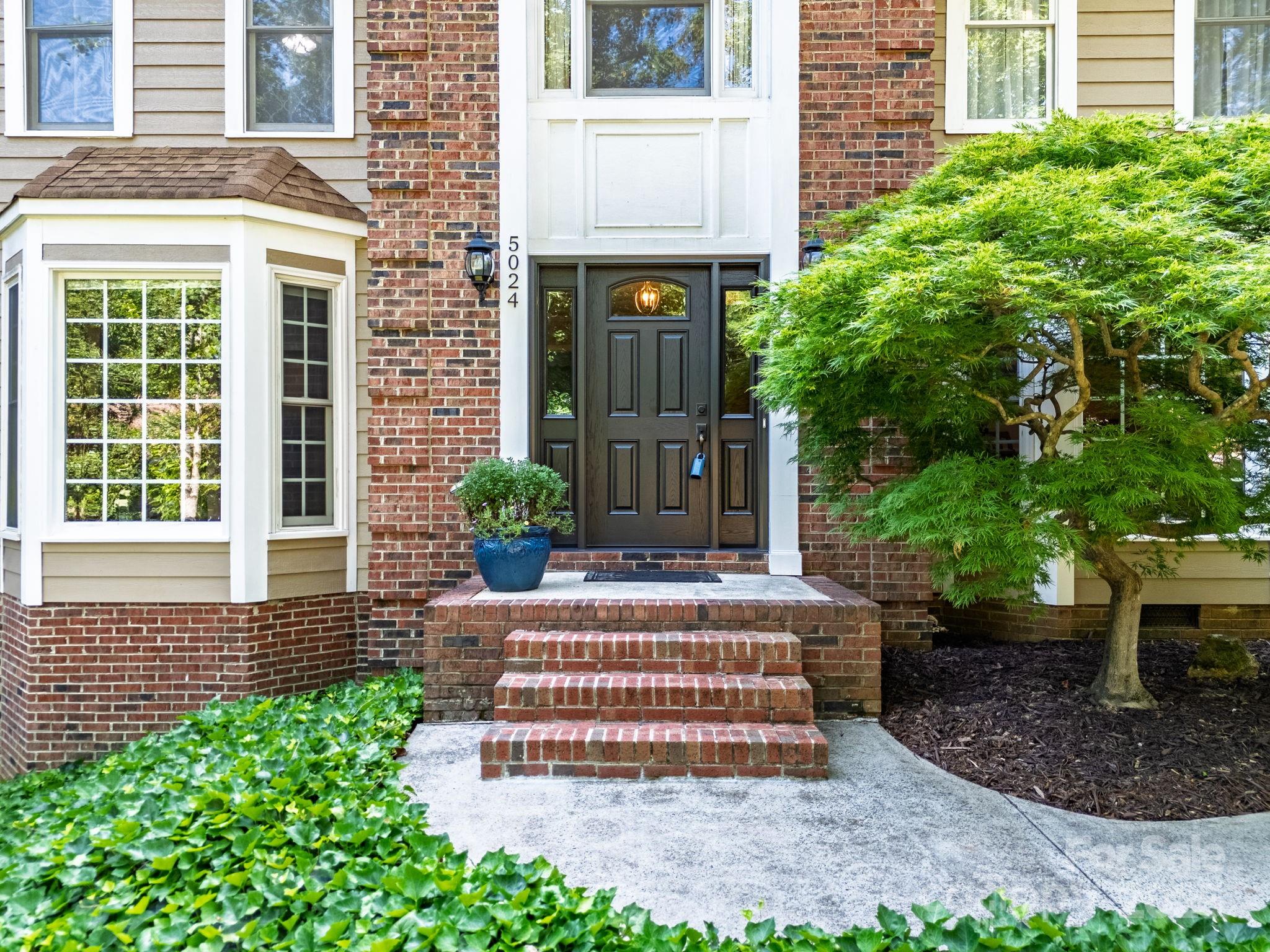 5024 Ardenwoods Drive