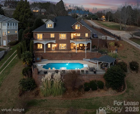 Photo of 121 Pleasant Pointe Drive, Hickory, NC 28601 (MLS # 4426867)