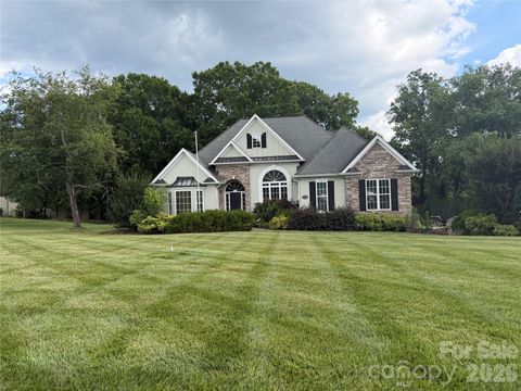 Photo of 131 S Gibbs Road, Mooresville, NC 28117 (MLS # 4387694)
