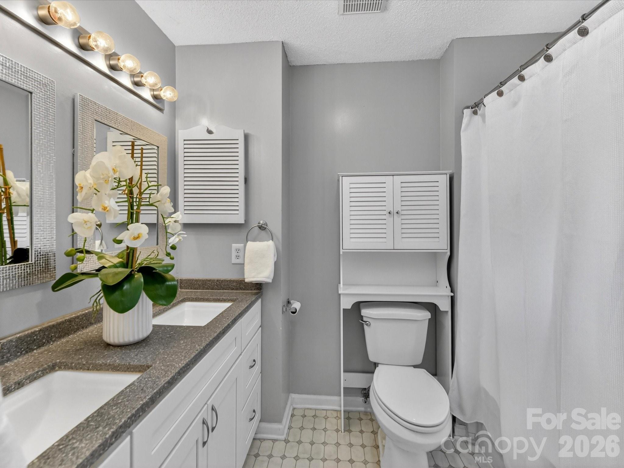 Cedarfield - Residential