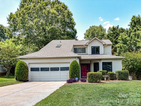 Photo of 9518 Cedar River Road, Huntersville, NC 28078 (MLS # 4381514)