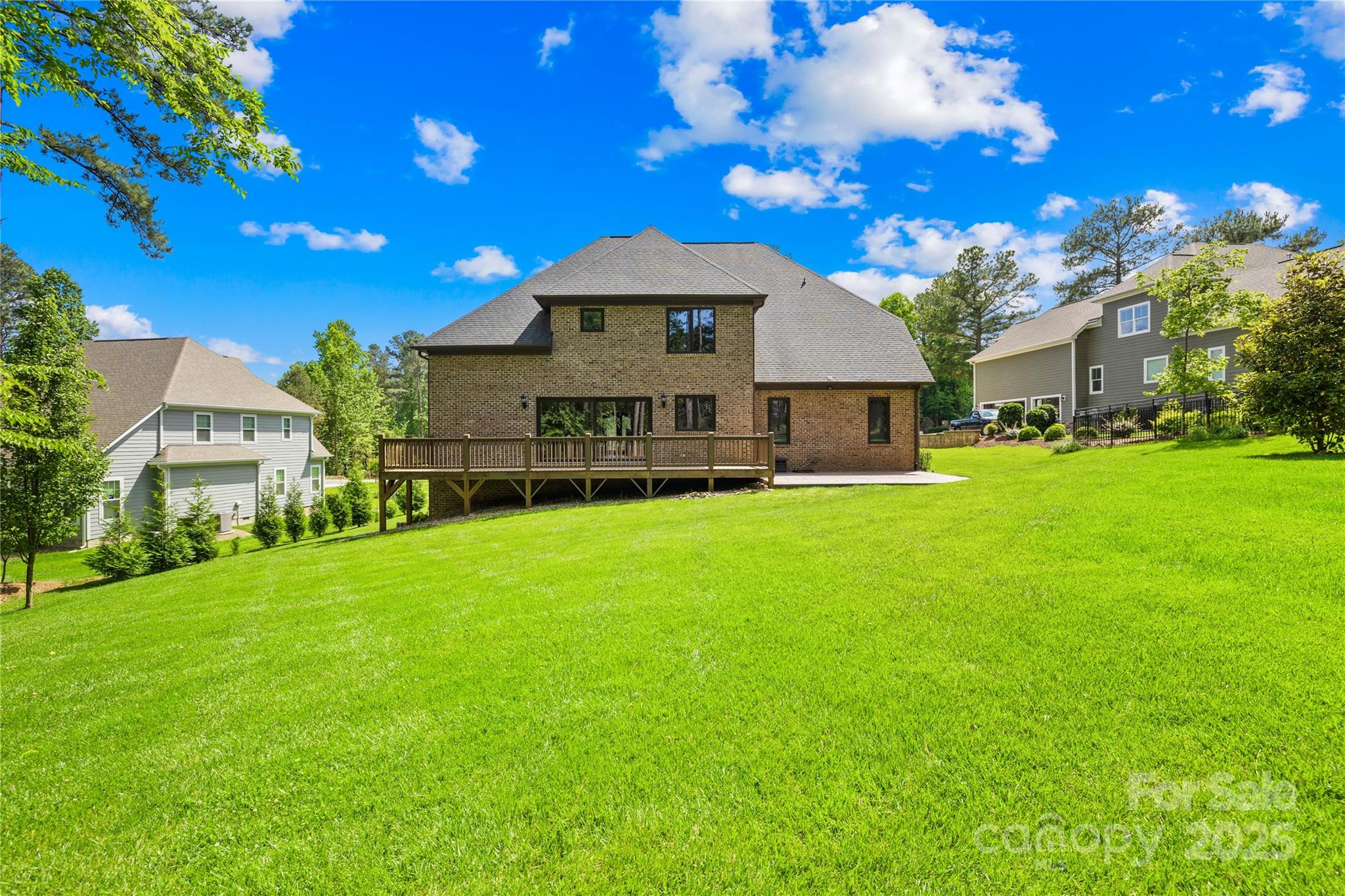 Woodleaf - Residential