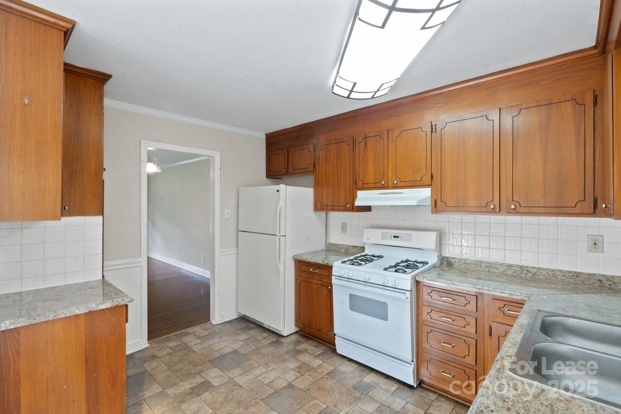 Laurel Wood - Residential Lease