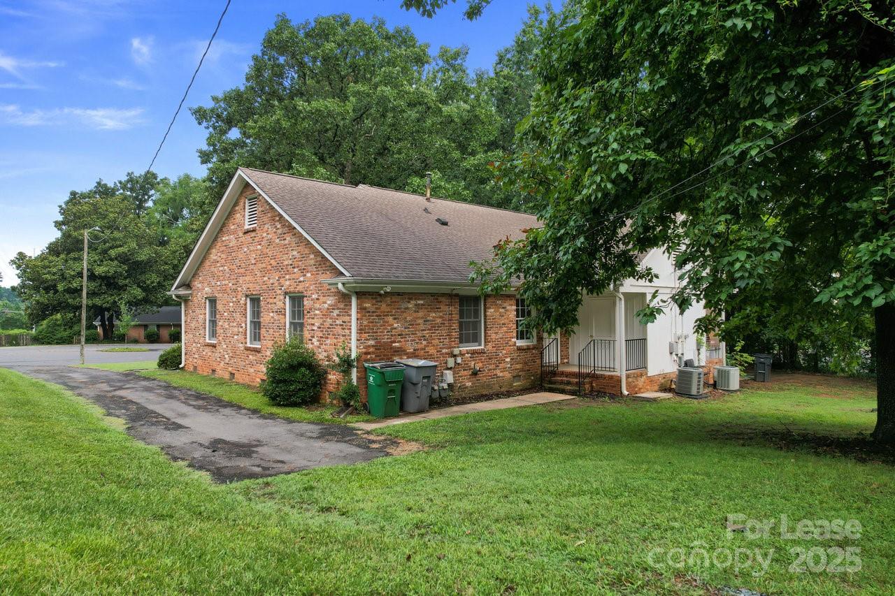 Laurel Wood - Residential Lease